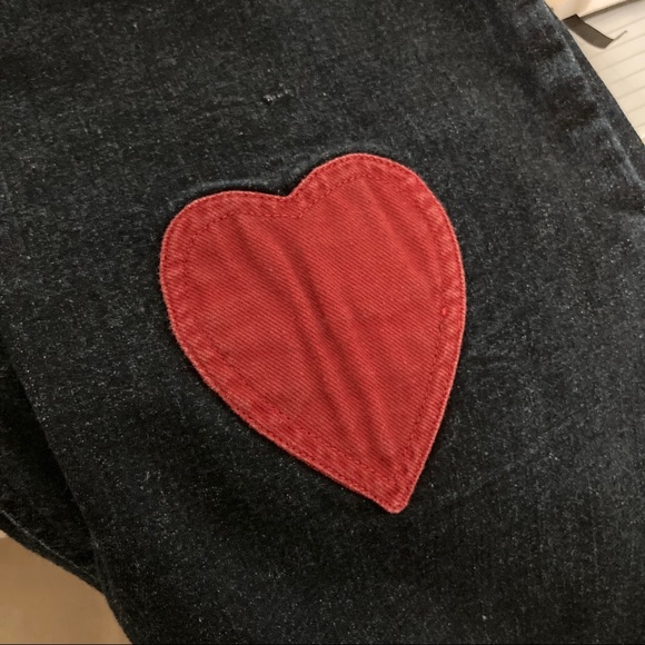 Bootcut cropped jeans with cute heart detail - Picture 3 of 4